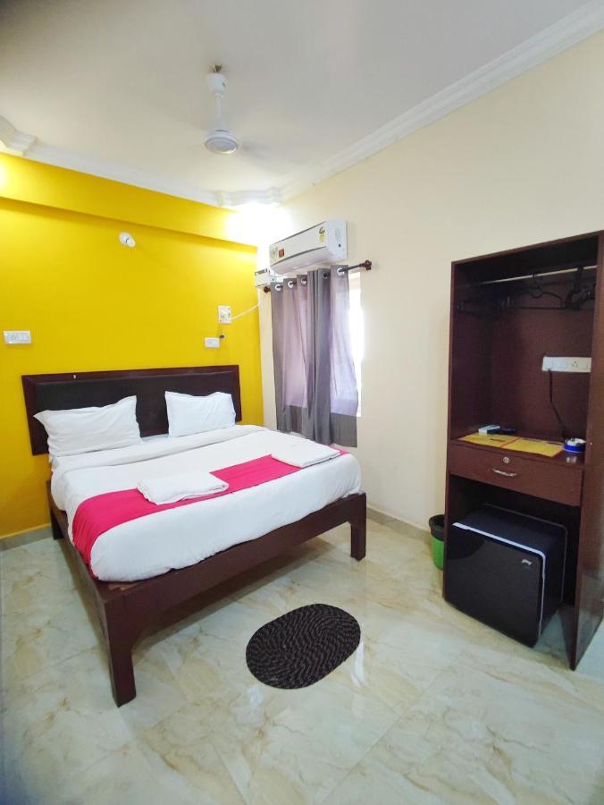 Hotel Candolim Aloft Экстерьер фото